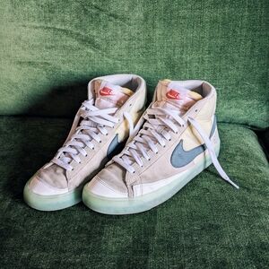 Nike High-Top Sneakers